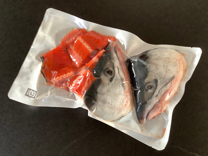 鮭の頭と中骨（1本分）｜厳選した北海道の海産物の産直通販、お